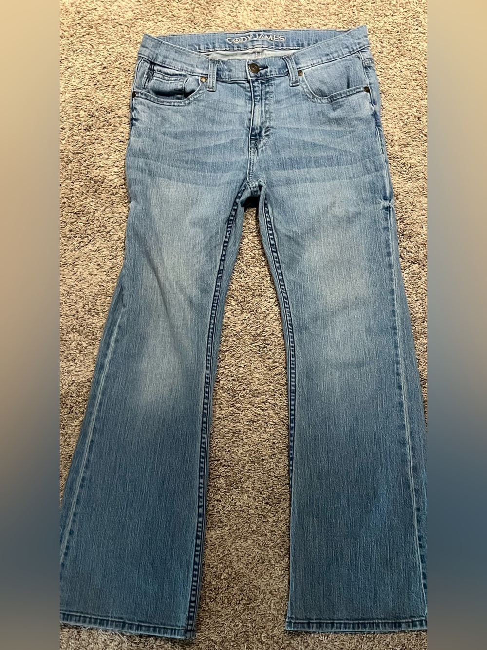 Light Blue Men’s straight leg Jeans 32/30- Cody James
